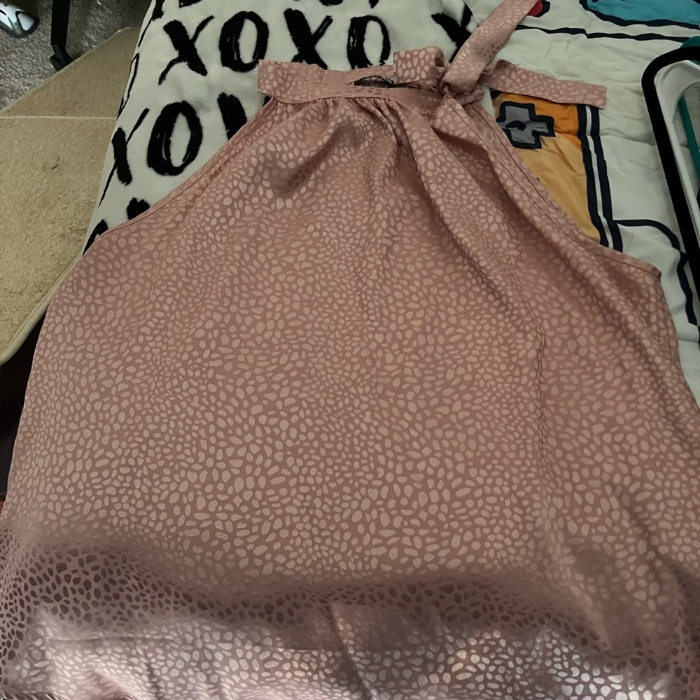 Sleeveless blouse